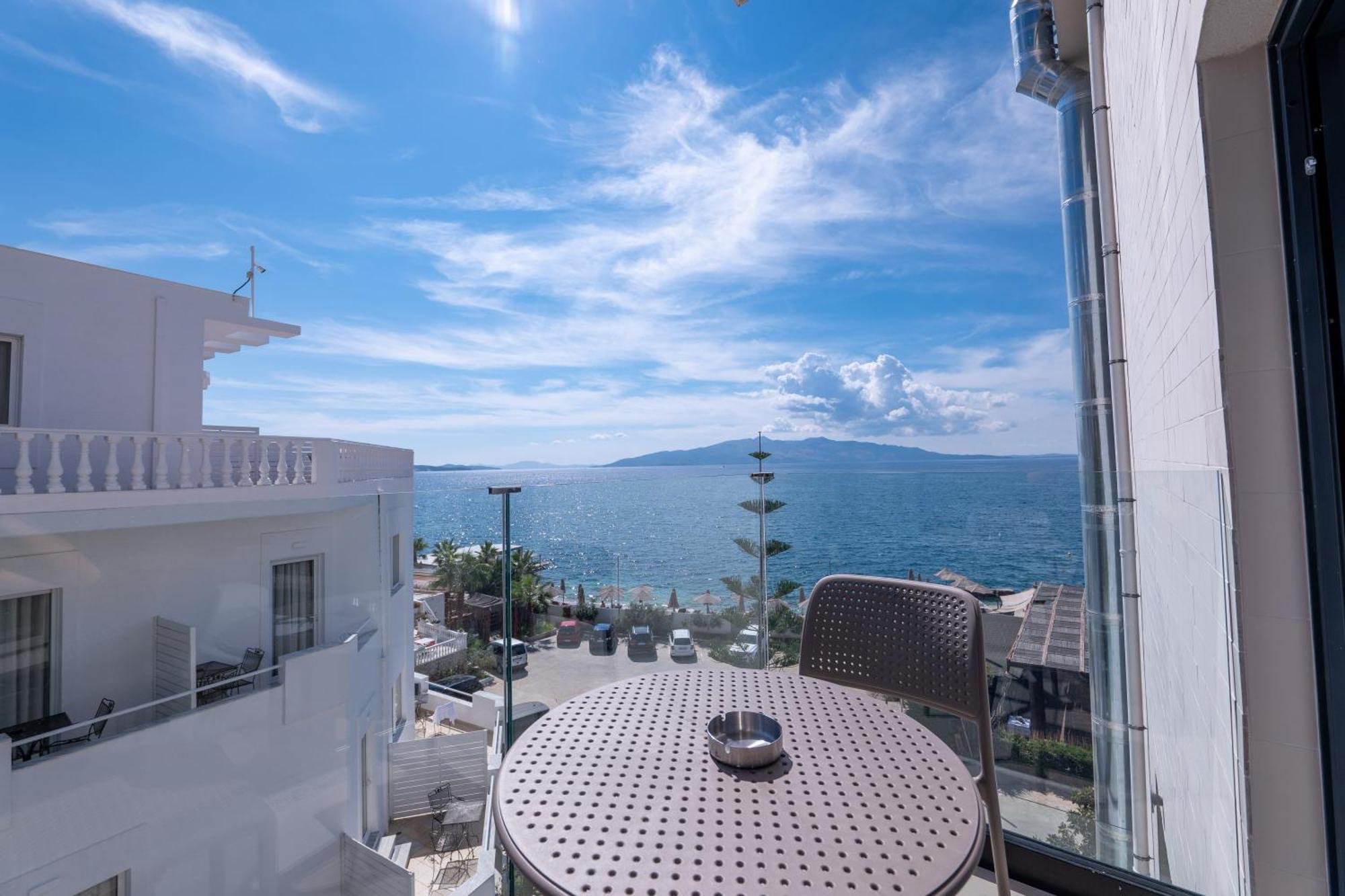 Grand Hotel Saranda Esterno foto