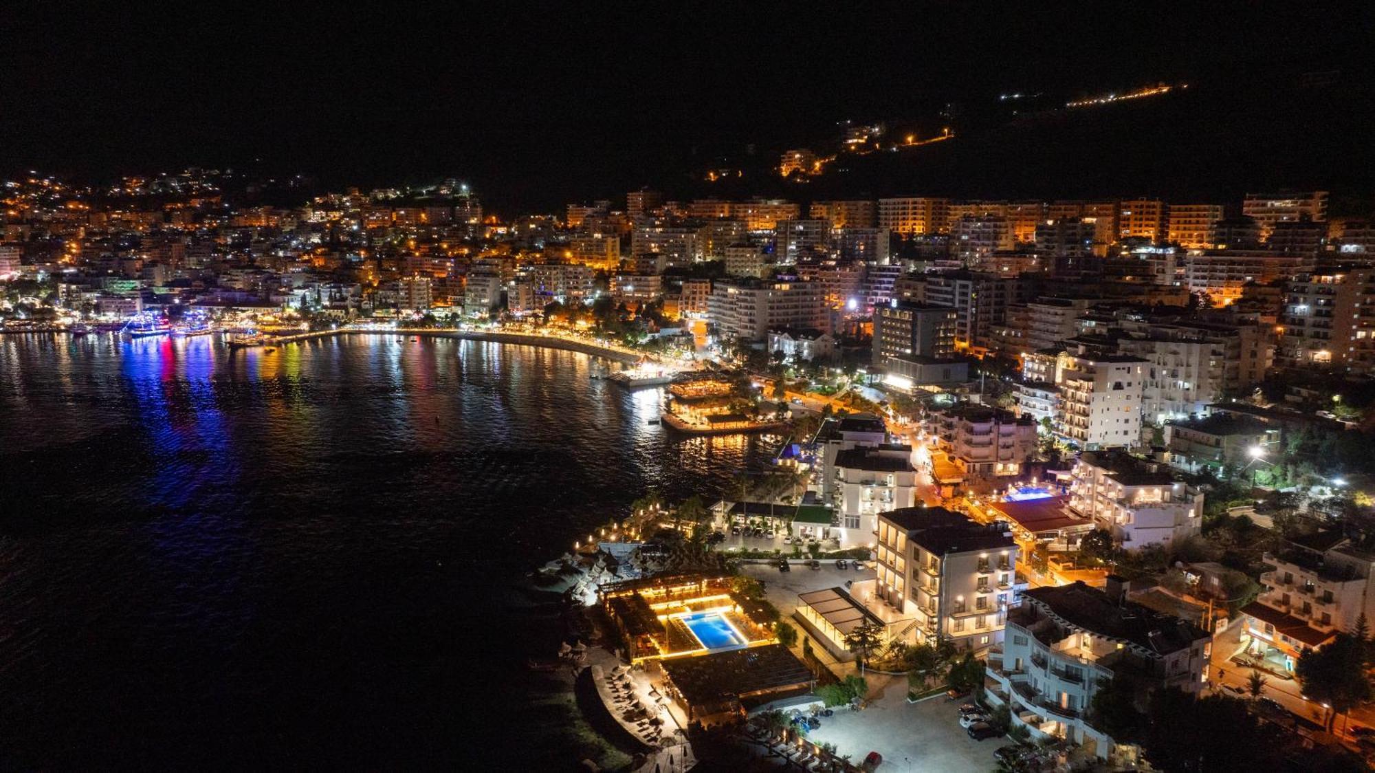 Grand Hotel Saranda Esterno foto