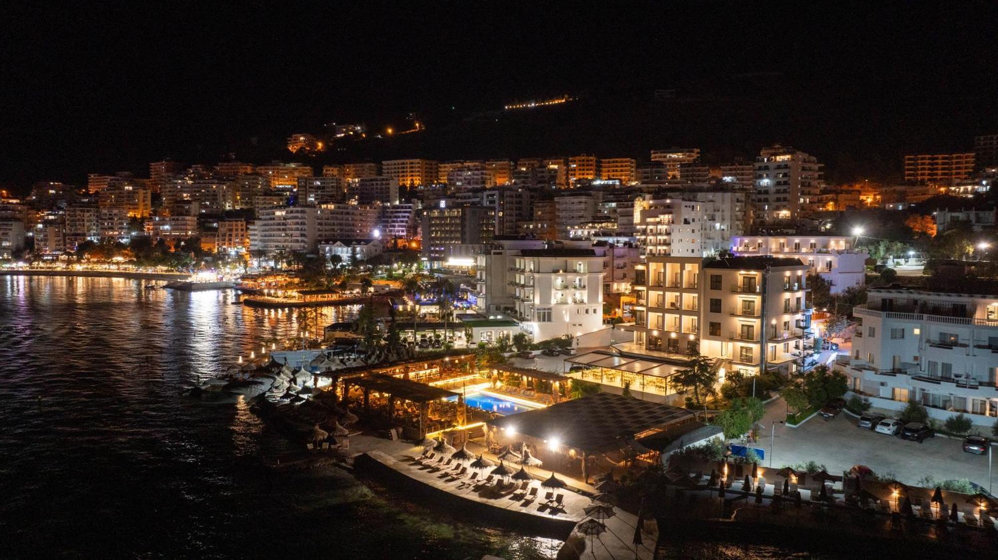 Grand Hotel Saranda Esterno foto