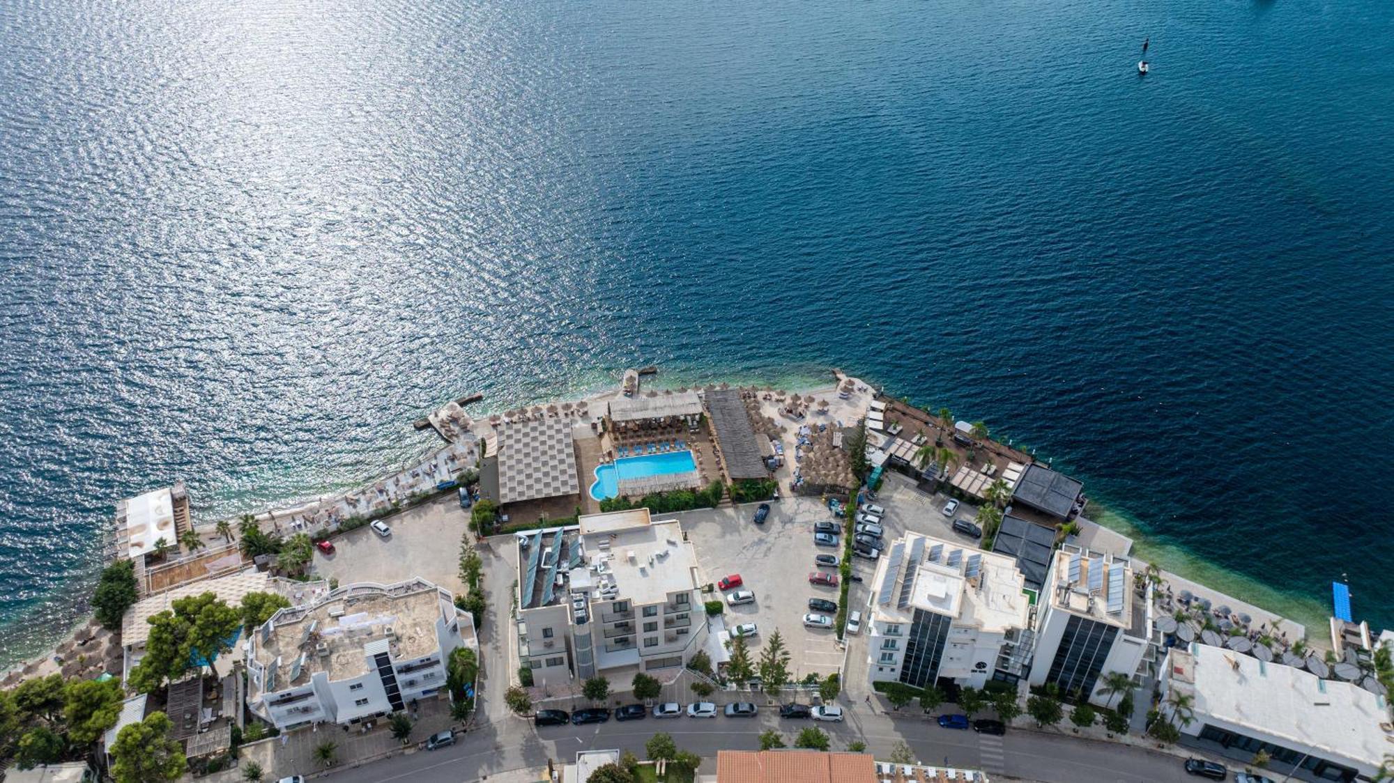 Grand Hotel Saranda Esterno foto