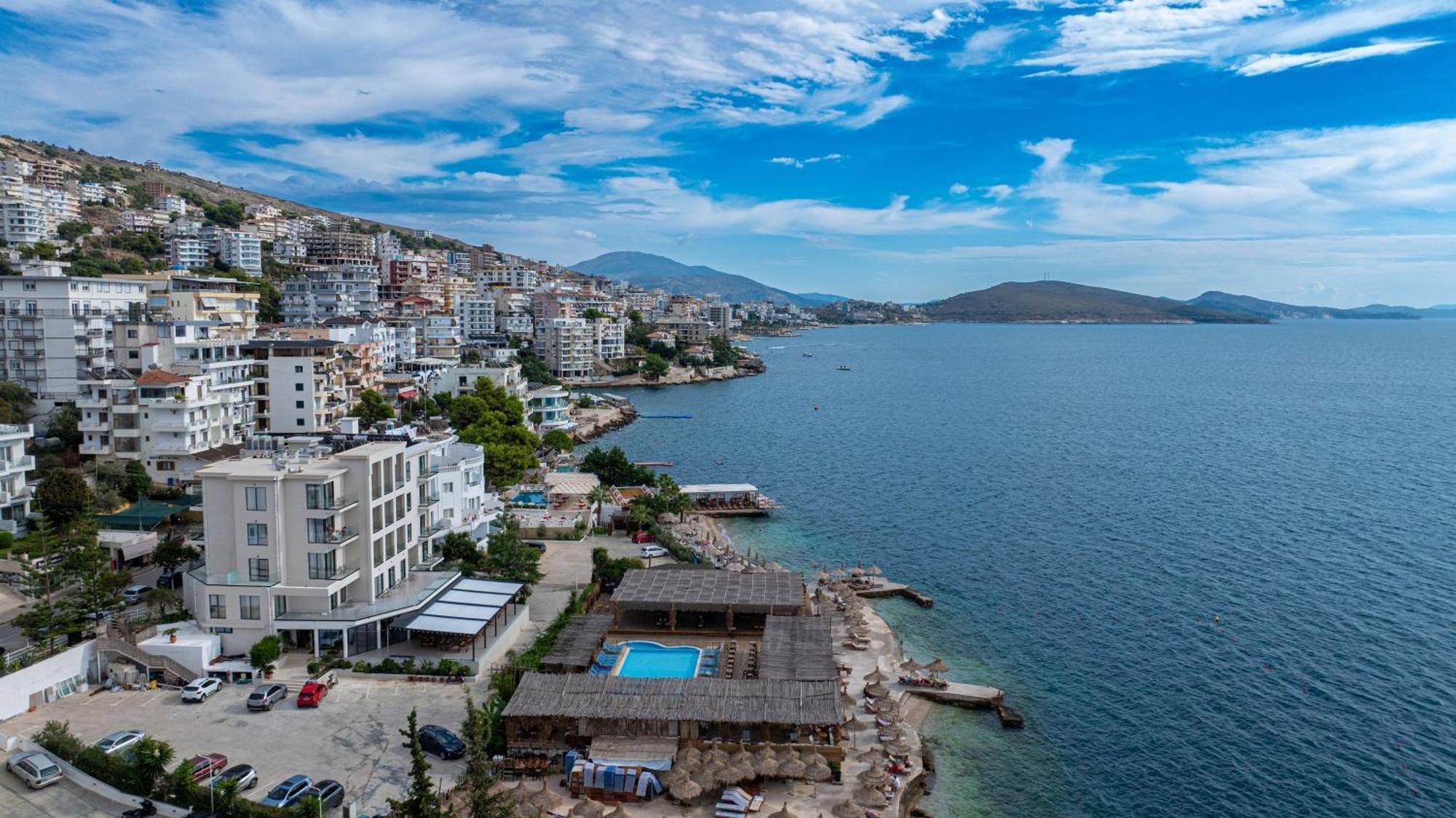 Grand Hotel Saranda Esterno foto