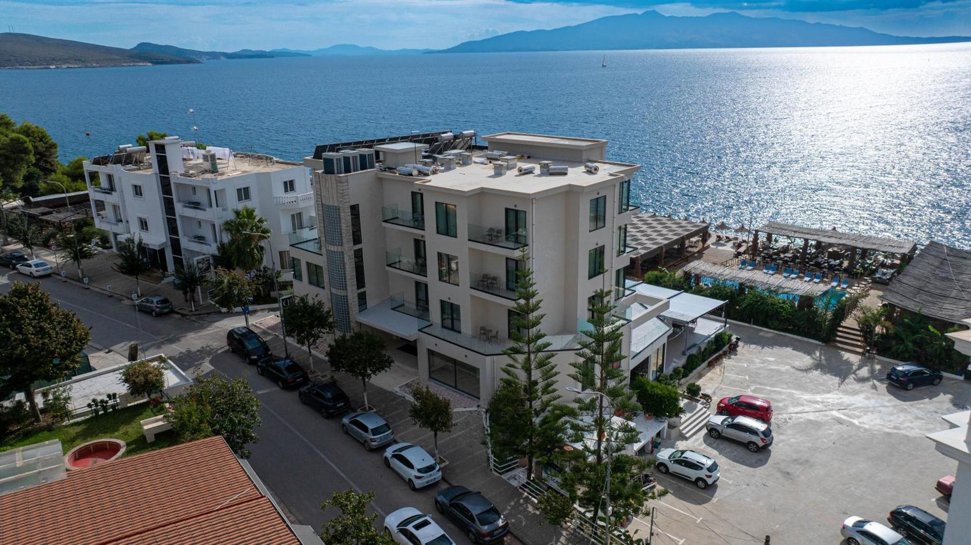 Grand Hotel Saranda Esterno foto